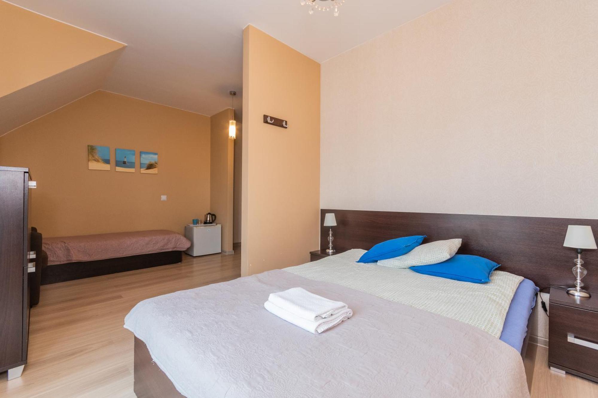 Sztutowo Lazurowy Dwor - Apartamenty Oraz Pokoje Z Basenem I Parkingiem מראה חיצוני תמונה