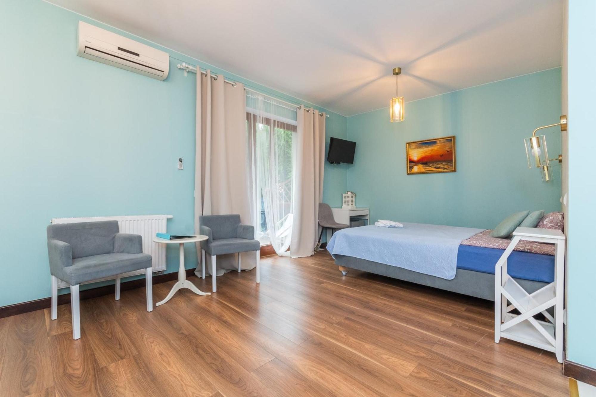 Sztutowo Lazurowy Dwor - Apartamenty Oraz Pokoje Z Basenem I Parkingiem מראה חיצוני תמונה