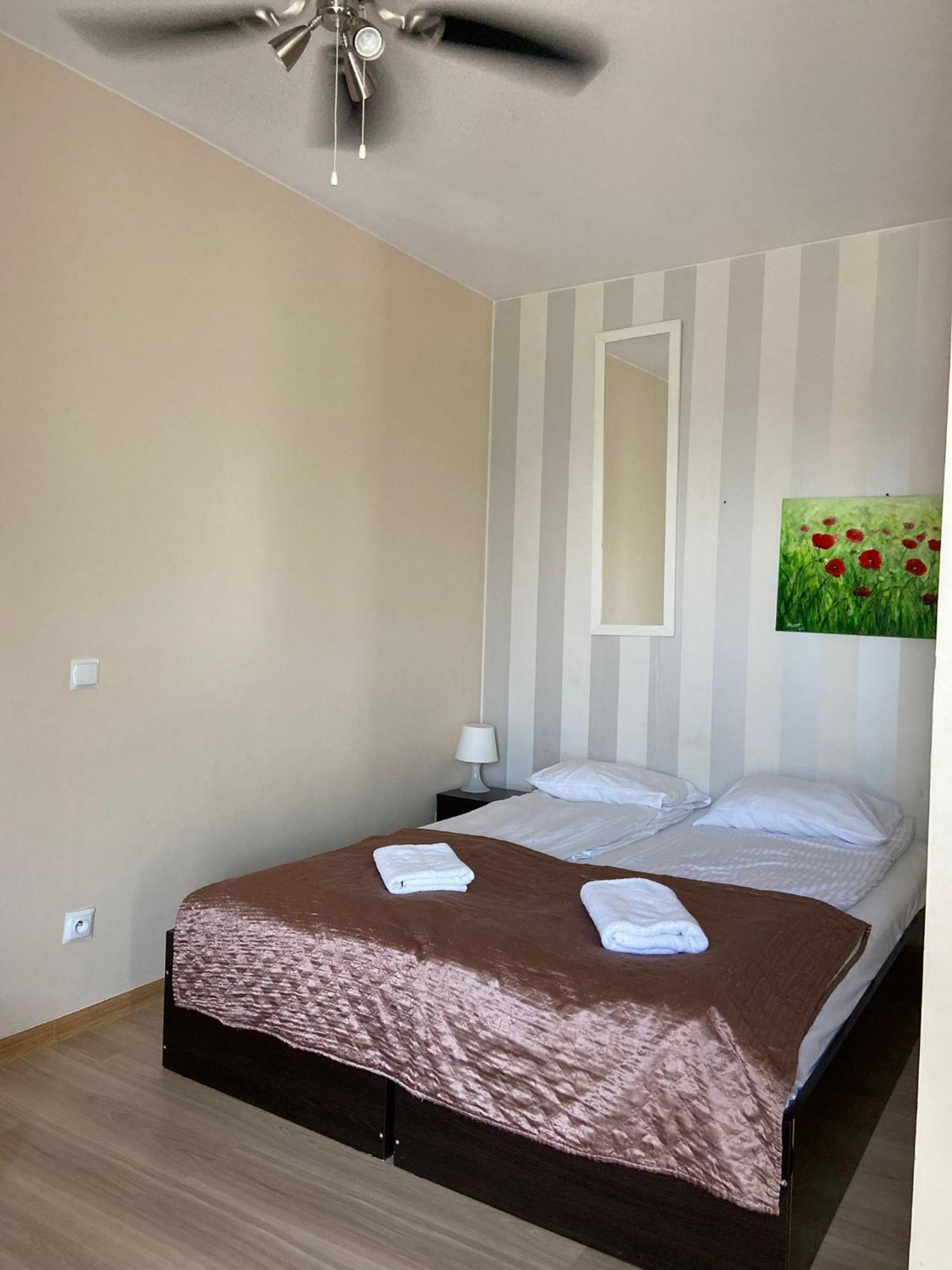 Sztutowo Lazurowy Dwor - Apartamenty Oraz Pokoje Z Basenem I Parkingiem מראה חיצוני תמונה