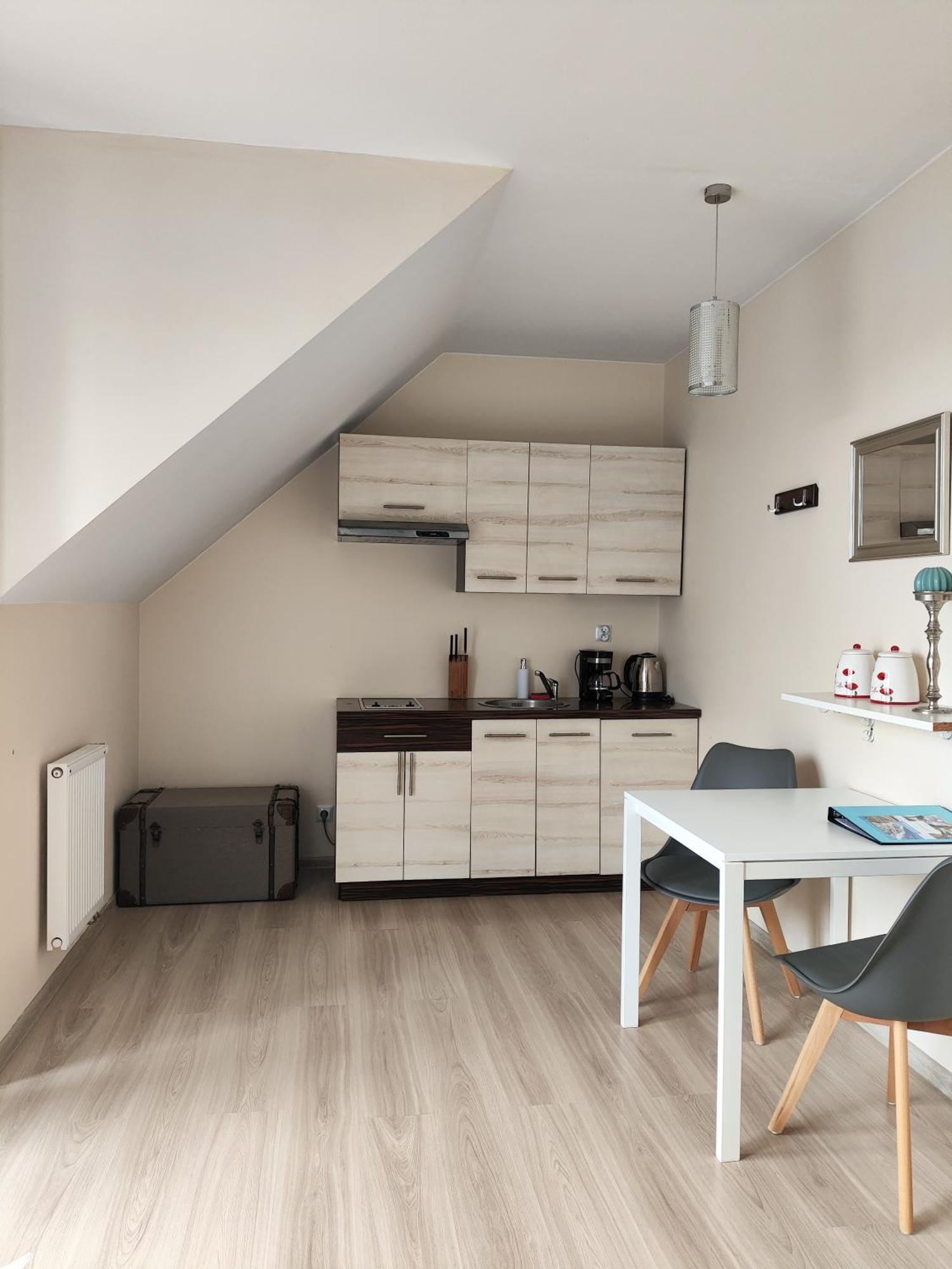 Sztutowo Lazurowy Dwor - Apartamenty Oraz Pokoje Z Basenem I Parkingiem מראה חיצוני תמונה